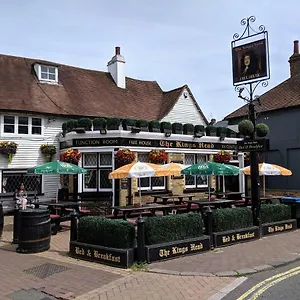 https://the-kings-head.cambridgehotelsuk.com